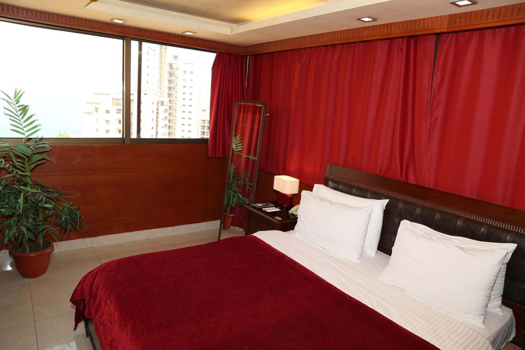 Duroy Hotel 4*